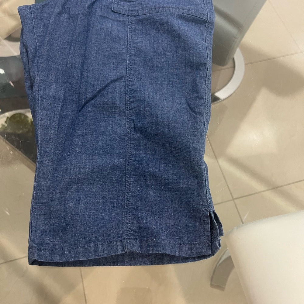 LEE RELAXED FIT MID RISE DENIM CAPRIS SIZE 12 - Picture 6 of 7